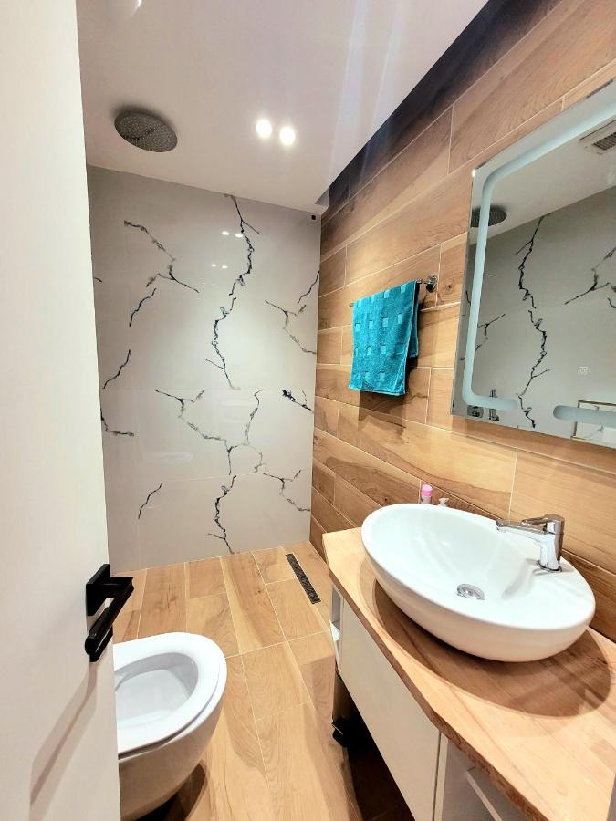 Loi Apartment Саранда Екстер'єр фото