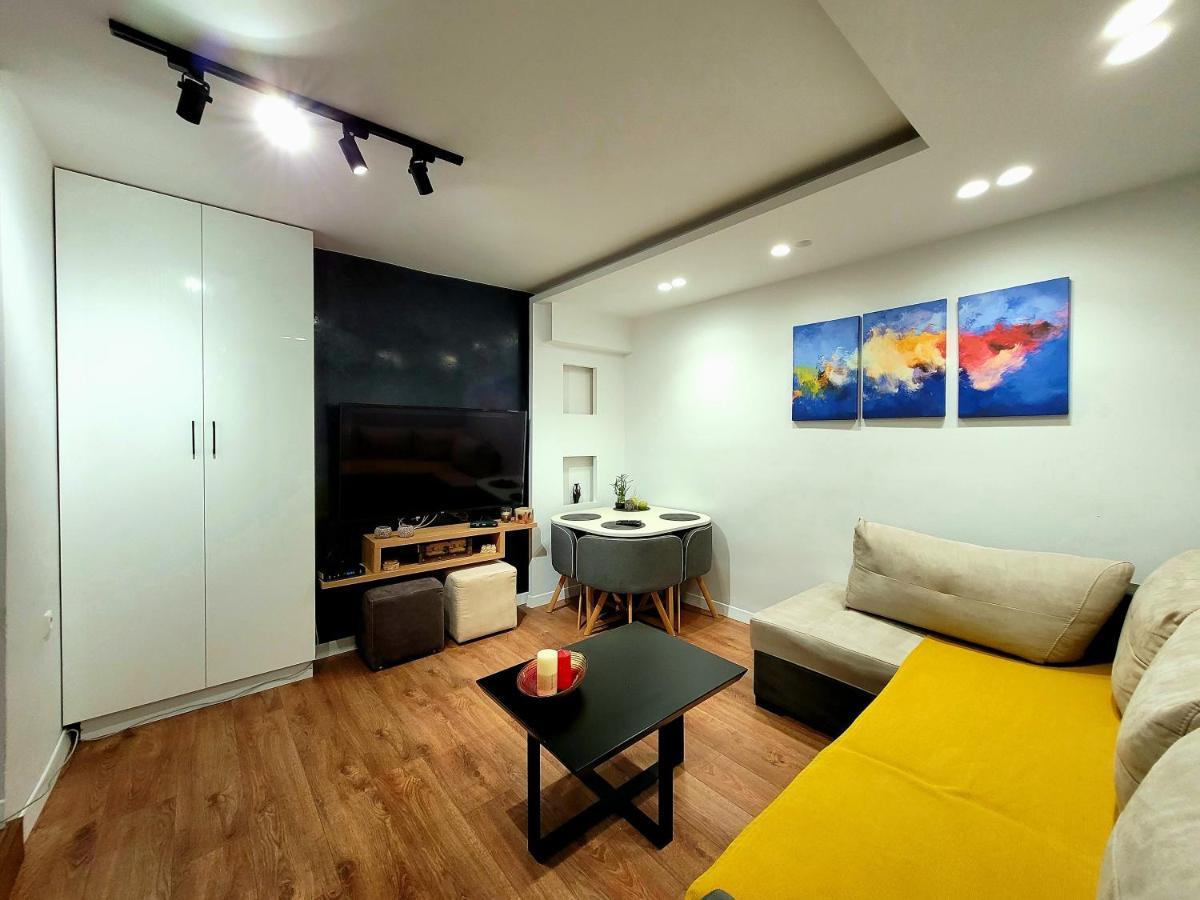 Loi Apartment Саранда Екстер'єр фото