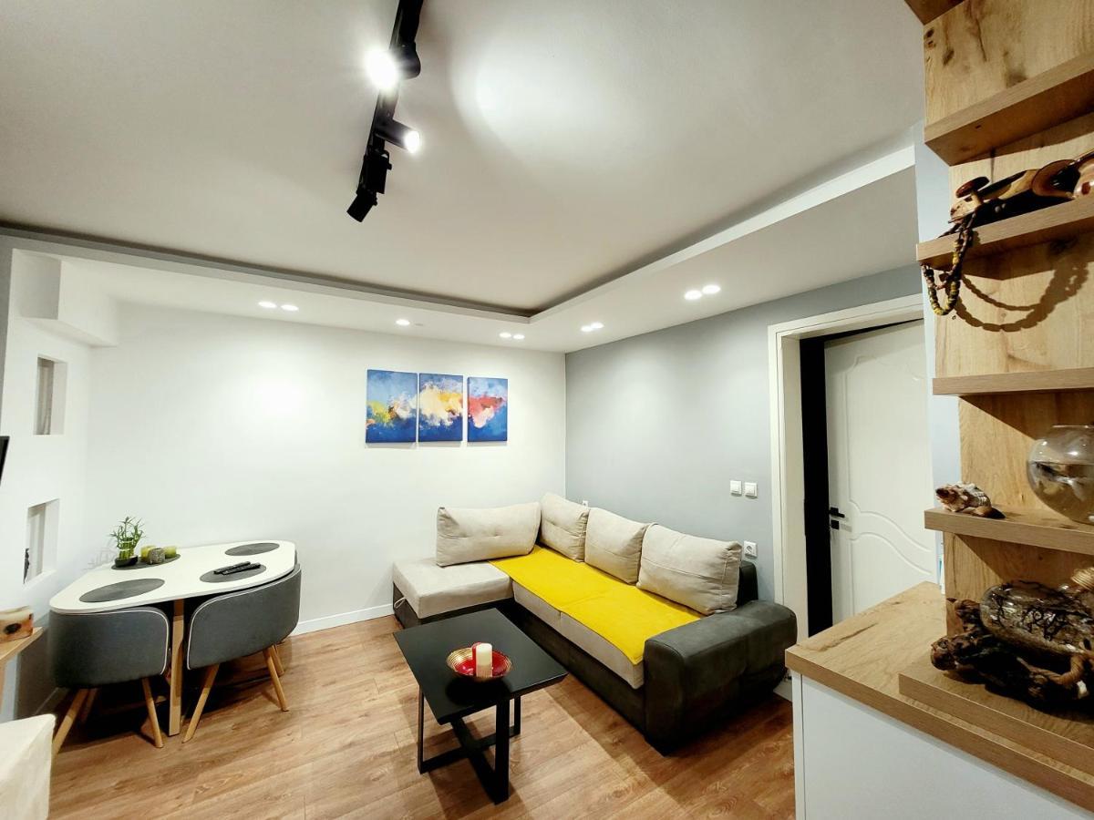 Loi Apartment Саранда Екстер'єр фото