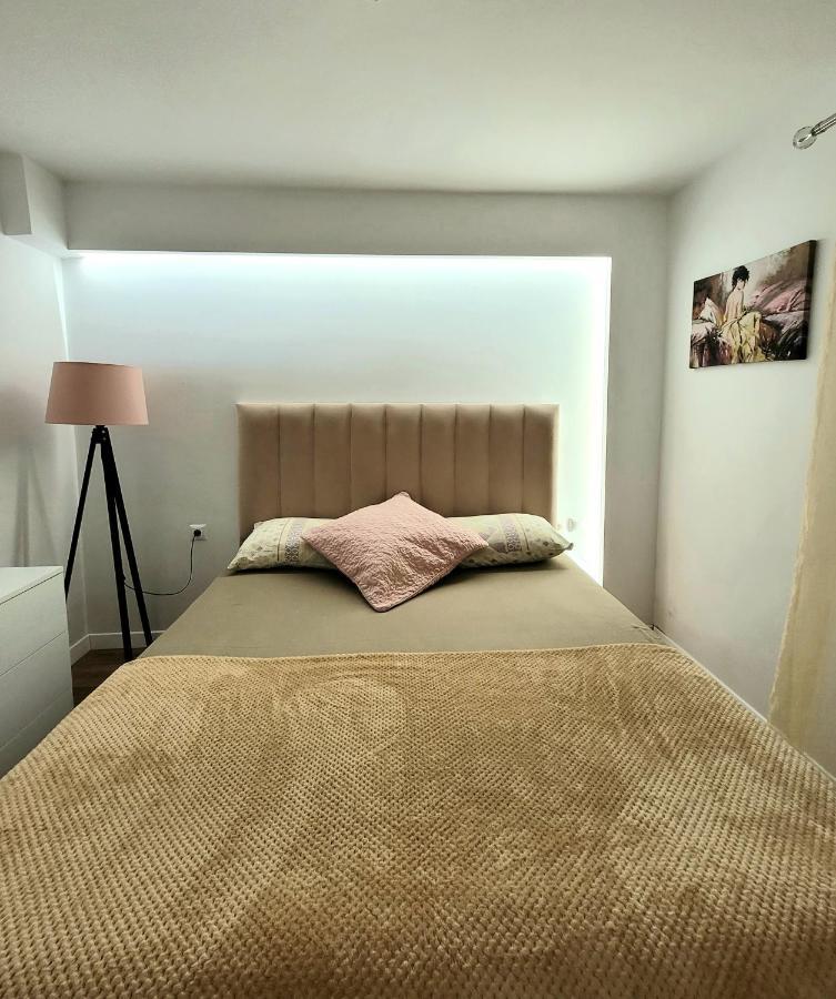 Loi Apartment Саранда Екстер'єр фото